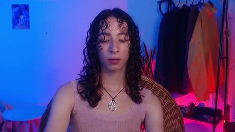 Snapshot of camille_delrey chatting on December 2024 11:25:01 PM Camille online show from December 2024 11:25:01 PM