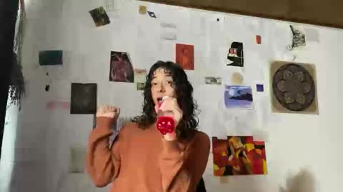 Snapshot of camille_delrey chatting on February 2025 03:30:02 PM Camille online show from February 2025 03:30:02 PM