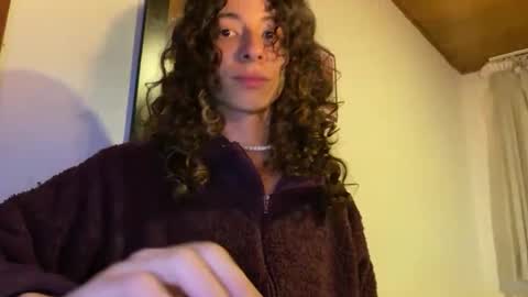 Snapshot of camille_delrey chatting on February 2025 12:37:02 AM Camille online show from February 2025 12:37:02 AM