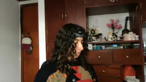 Snapshot of camille_delrey chatting on February 2025 07:27:01 PM Camille online show from February 2025 07:27:01 PM