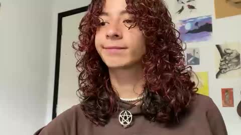 Snapshot of camille_delrey chatting on February 2026 05:00:02 PM Camille online show from February 2026 05:00:02 PM