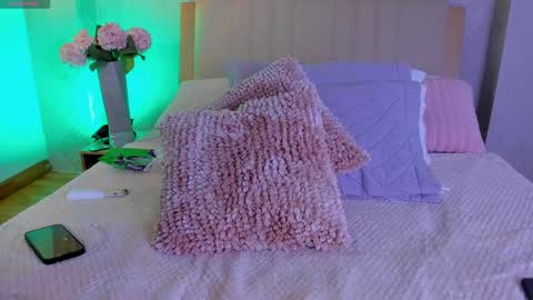 Camille Lynn online show from October 2025 12:39:02 AM