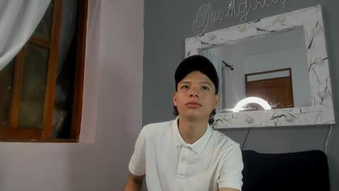 Snapshot of camillo_virgil chatting on September 2025 10:50:02 AM Camillo Virgil online show from September 2025 10:50:02 AM