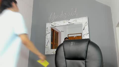 Snapshot of camillo_virgil chatting on October 2025 10:45:02 AM Camillo Virgil online show from October 2025 10:45:02 AM