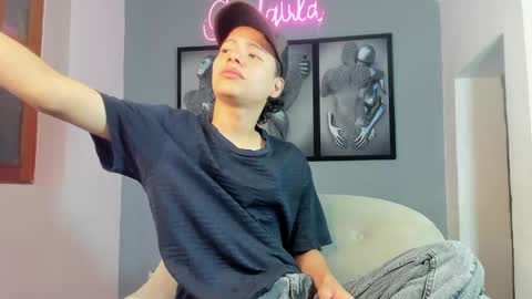 Snapshot of camillo_virgil chatting on October 2025 10:57:02 AM Camillo Virgil online show from October 2025 10:57:02 AM