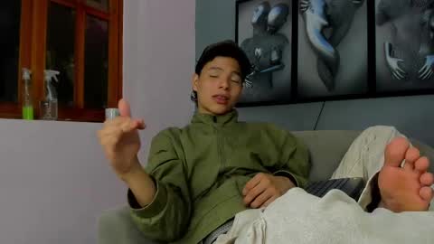 Snapshot of camillo_virgil chatting on October 2025 10:58:02 AM Camillo Virgil online show from October 2025 10:58:02 AM