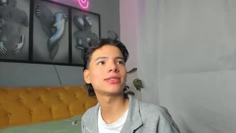 Snapshot of camillo_virgil chatting on November 2025 10:48:01 AM Camillo Virgil online show from November 2025 10:48:01 AM