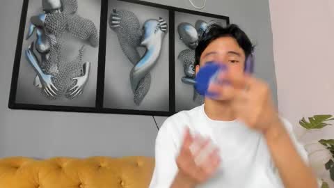 Snapshot of camillo_virgil chatting on November 2025 11:09:01 AM Camillo Virgil online show from November 2025 11:09:01 AM