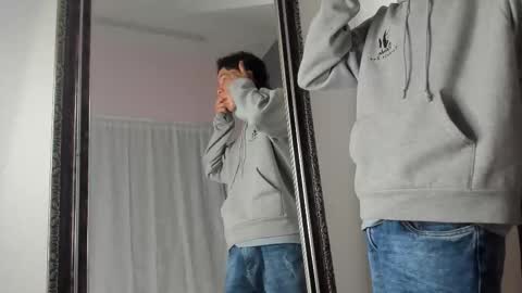 Snapshot of camillo_virgil chatting on November 2025 10:59:01 AM Camillo Virgil online show from November 2025 10:59:01 AM