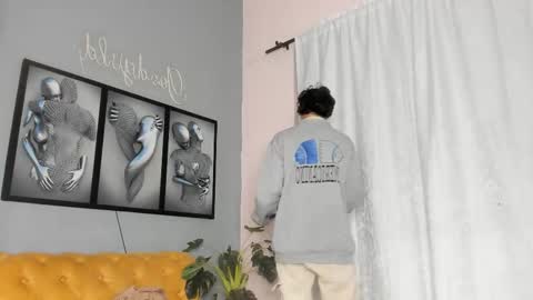 Snapshot of camillo_virgil chatting on December 2025 10:53:01 AM Camillo Virgil online show from December 2025 10:53:01 AM