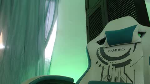 camilo_contre21 online show from February 2025 07:47:01 PM