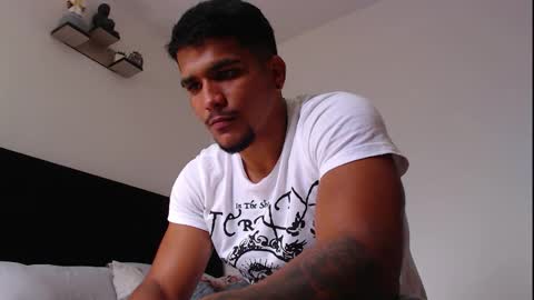 camilo_contre21 online show from November 2025 07:03:01 PM