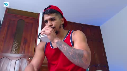 camilo_contre21 online show from May 2026 01:54:02 PM
