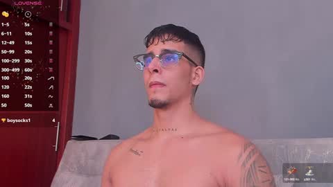 Snapshot of camilo_ospina_ chatting on December 2024 04:56:02 AM INDEPENDENT MODEL online show from December 2024 04:56:02 AM