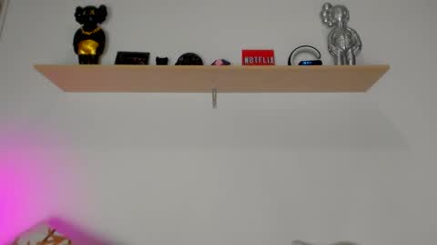 camilo_restrepo21 online show from September 2025 12:34:01 AM