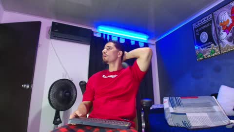 CAMILO  online show from February 2025 12:39:02 PM