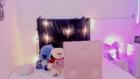 CamiloDoumit online show from February 2025 03:20:01 PM