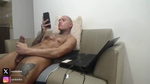 Snapshot of camiloinlive chatting on December 2025 08:38:02 PM camiloinlive online show from December 2025 08:38:02 PM