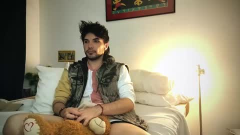 camilo online show from February 2025 10:44:02 AM