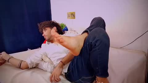 camilo online show from March 2025 07:17:02 PM