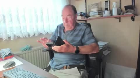 Cammee online show from September 2025 06:17:02 AM