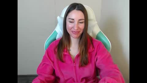 Snapshot of cammila_horn chatting on March 2026 07:15:01 AM cammila horn online show from March 2026 07:15:01 AM