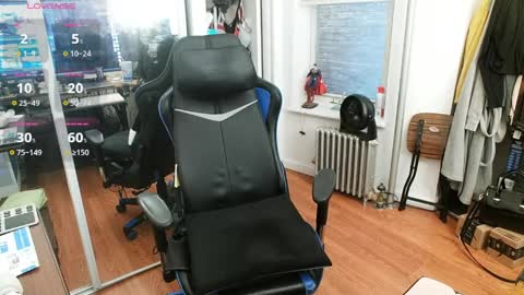 cammy_ho online show from April 2026 06:41:01 PM