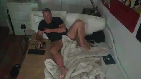 camunication online show from February 2025 03:52:01 PM