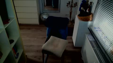 camunication online show from September 2025 08:36:02 AM