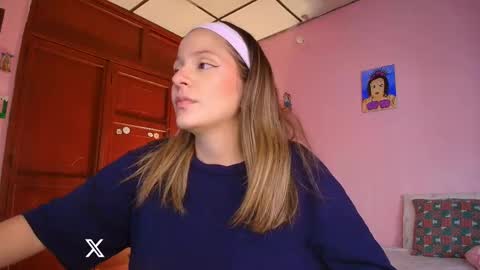 Candase online show from February 2026 11:52:02 PM