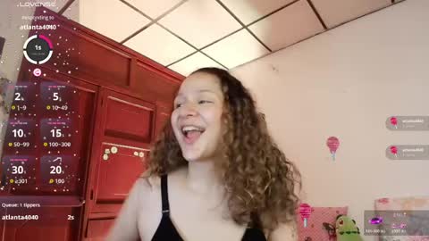 Snapshot of candase_ chatting on May 2026 11:34:01 PM Candase online show from May 2026 11:34:01 PM