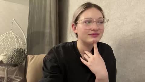 Snapshot of candelariahile chatting on February 2026 03:30:01 PM candelariahile online show from February 2026 03:30:01 PM