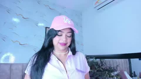 Snapshot of candicewayne chatting on June 2026 11:03:01 AM CANDICE WAYNE online show from June 2026 11:03:01 AM