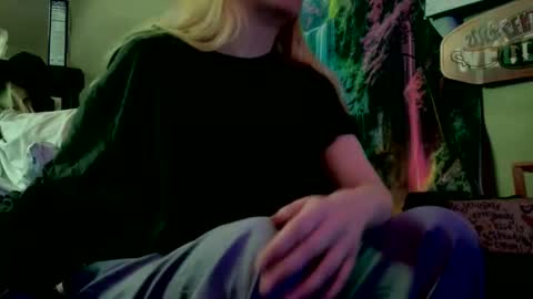 Snapshot of candismiths chatting on March 2026 04:54:01 PM Candi online show from March 2026 04:54:01 PM