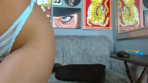 Candy biitch online show from September 2025 02:31:01 PM