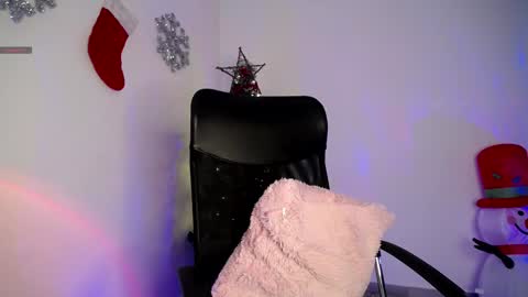   online show from December 2024 05:40:01 PM