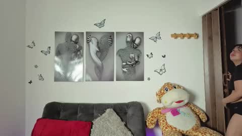 Snapshot of candy_chloe02 chatting on February 2026 11:06:02 AM Im ChloeJoin The Fan Club online show from February 2026 11:06:02 AM