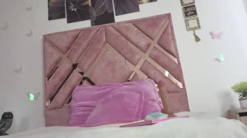 Snapshot of candy_chloe02 chatting on February 2026 06:56:02 AM Im ChloeJoin The Fan Club online show from February 2026 06:56:02 AM