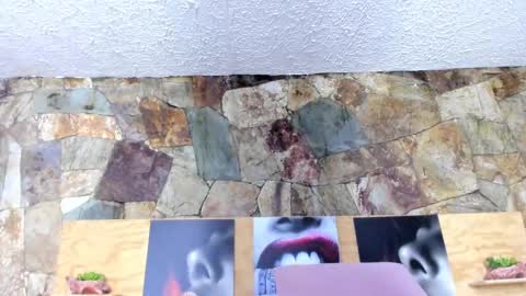 Snapshot of candy_feett chatting on September 2025 08:31:01 PM Jolie online show from September 2025 08:31:01 PM