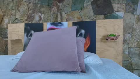 Snapshot of candy_feett chatting on September 2025 09:28:02 PM Jolie online show from September 2025 09:28:02 PM