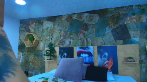 Snapshot of candy_feett chatting on November 2025 08:24:02 PM Jolie online show from November 2025 08:24:02 PM