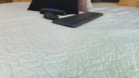 Snapshot of candy_feett chatting on February 2026 07:51:02 PM Jolie online show from February 2026 07:51:02 PM