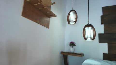 Jolie online show from March 2026 08:15:01 PM