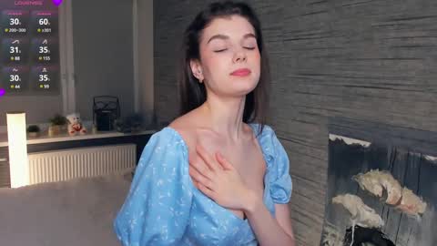 Flora online show from February 2025 10:14:02 PM