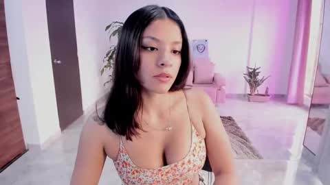 candy_fox_19 online show from September 2025 07:50:02 PM
