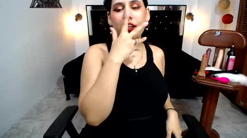 candy online show from March 2025 03:32:02 AM