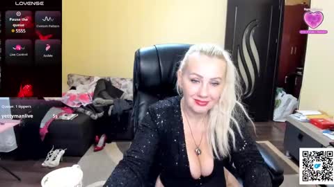candy_hellenx online show from December 2024 08:26:01 AM