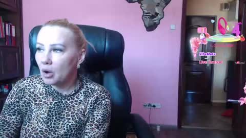 Snapshot of candy_hellenx chatting on May 2026 08:30:01 AM candy_hellenx online show from May 2026 08:30:01 AM