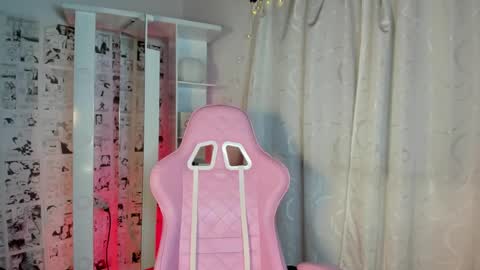 Nickol online show from December 2024 02:30:02 AM