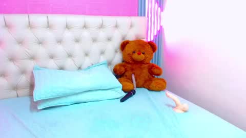 sofia perez online show from December 2024 06:49:02 PM